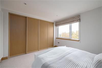 6 (flat 16), Succoth Court, Ravelston, Edinburgh, EH12 6BY - image 13