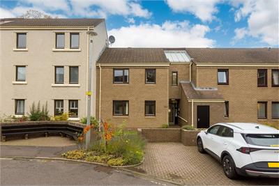 6/1 Rose Park, Edinburgh, EH5 3ST - image 1