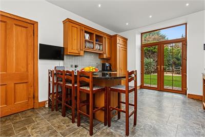229 Glasgow Road, Ralston, PA1 3JR - image 15
