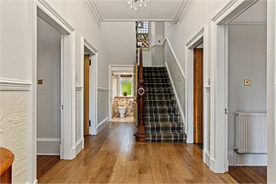 229 Glasgow Road, Ralston, PA1 3JR - image 6
