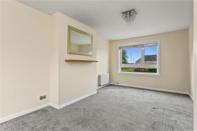 49 Hazel Avenue, Johnstone, PA5 0BQ - image 2