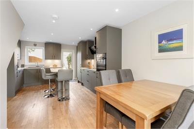 27 Gilberstoun Brig, Brunstane, Edinburgh, EH15 2RP - image 2