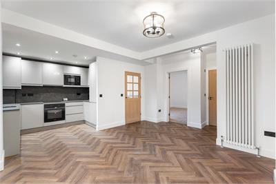 2 Belmont Gardens, Edinburgh, EH12 6JH - image 2