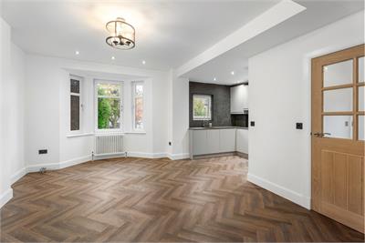 2 Belmont Gardens, Edinburgh, EH12 6JH - image 4