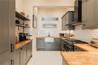 101/3 East Claremont Street, Edinburgh, EH7 4JA - image 6