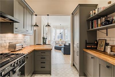 101/3 East Claremont Street, Edinburgh, EH7 4JA - image 7