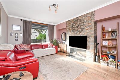 46 Hutchison Crossway, Chesser, Edinburgh, EH14 1RU - image 4