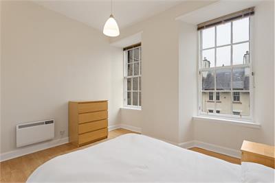 29/9 Blair Street, Edinburgh EH1 1QR - image 10