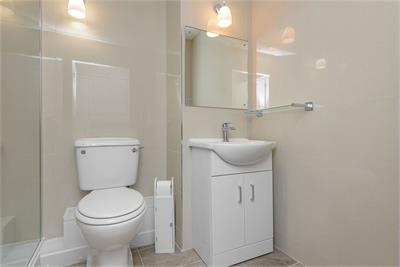 2/3 Chalmers Crescent, Homeroyal House, Edinburgh, EH9 1TP - image 9