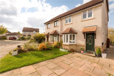 30 Gilberstoun Brig, Gilberstoun, Edinburgh, EH15 2RP - image 1