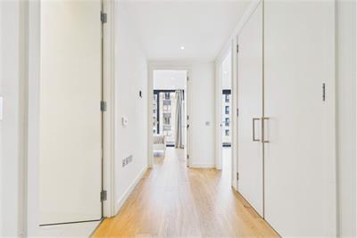 4/15 Simpson Loan, Quartermile, Edinburgh, EH3 9GY - image 7