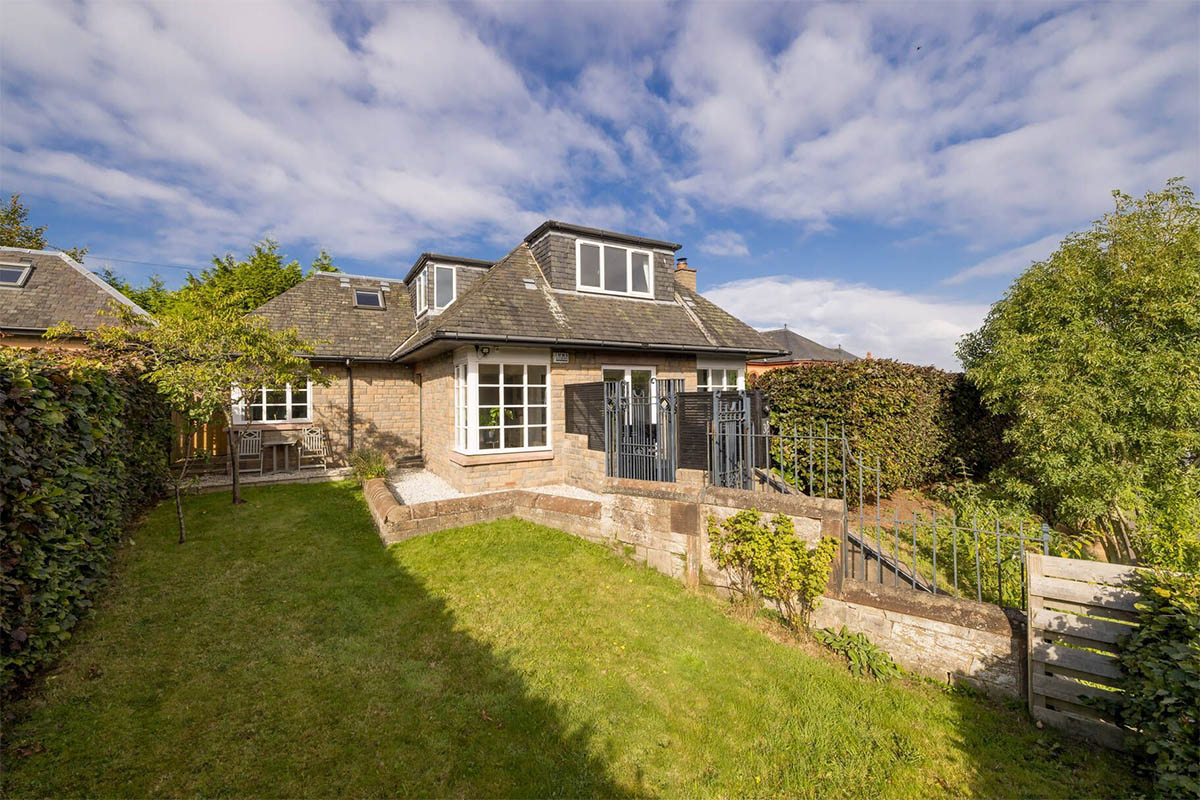 Castle View Cottage, 32 Midmar Drive, Morningside, Edinburgh, EH10 6BU