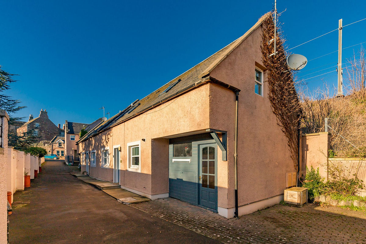 3 Distillery Wynd, East Linton, East Lothian, EH40 3EH