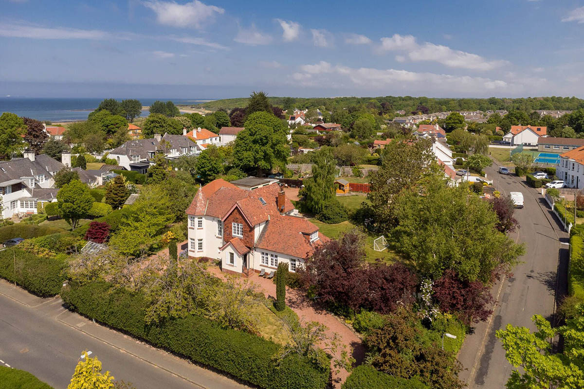 Kittlestane, Links Road, Longniddry, EH32 0NJ