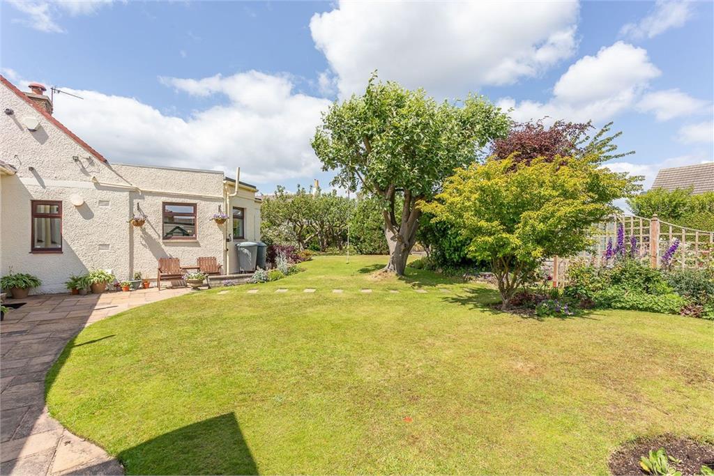 102 Liberton Drive, Edinburgh, EH16 6NR