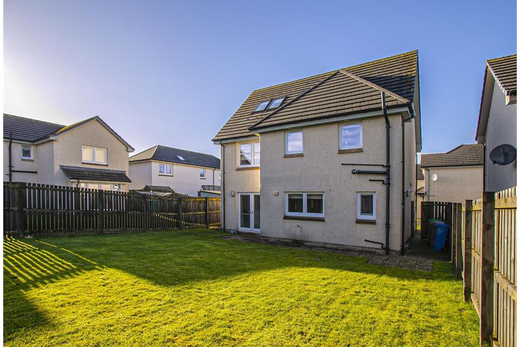 14 Adelaide Road, Kirkcaldy, KY2 6FA