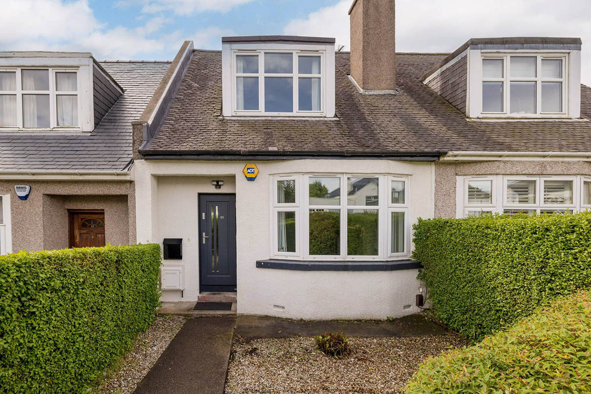 55 Craigleith Hill Gardens, Edinburgh, EH4 2JB