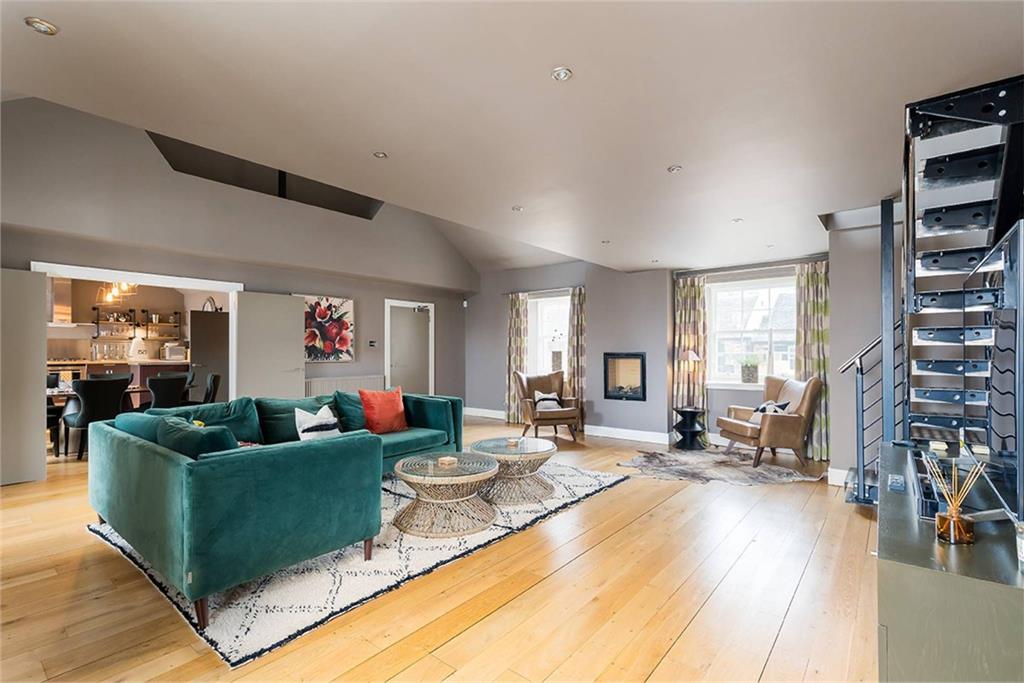 56/5 Thistle Street, New Town, Edinburgh, EH2 1EN