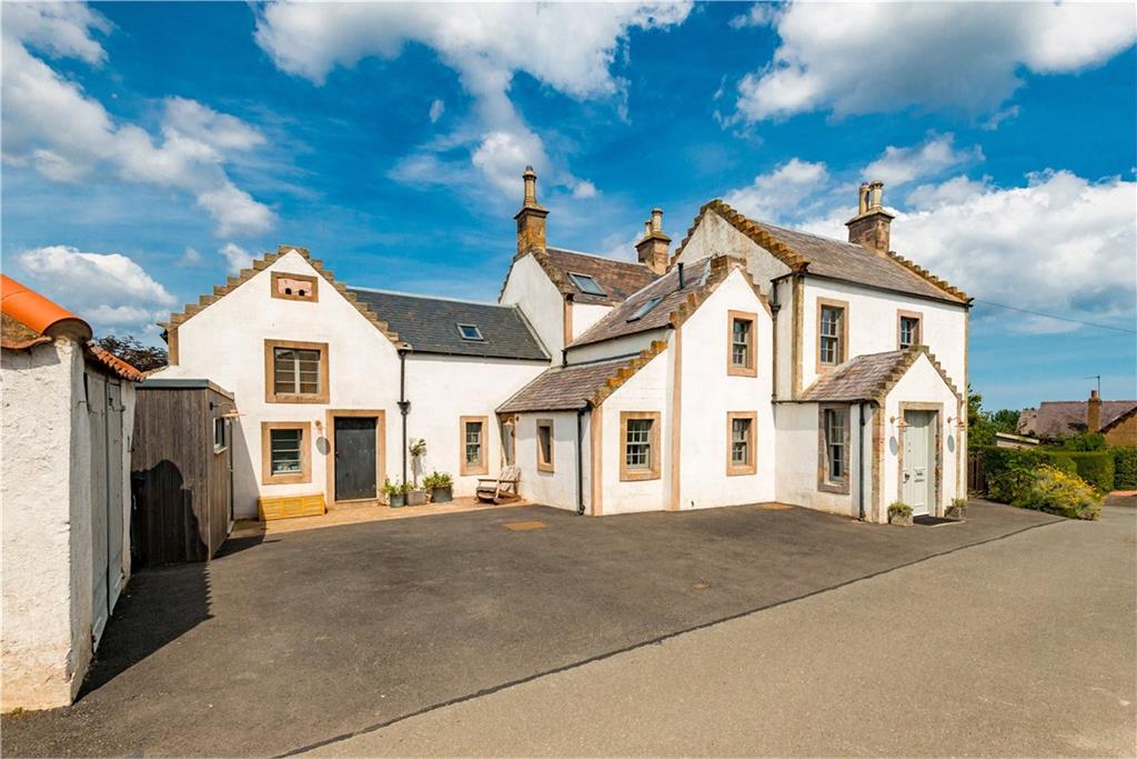 Primrose Hill, 2 Crofts Road, Cockburnspath, TD13 5YB
