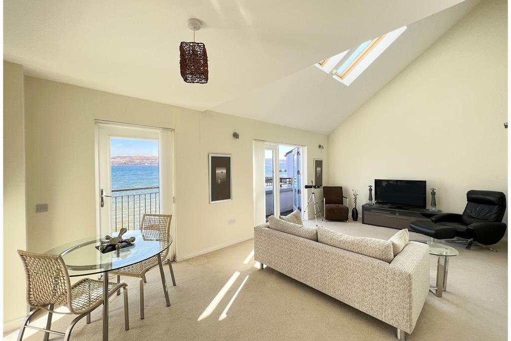 Maisonette for sale in Dunoon, West Scotland