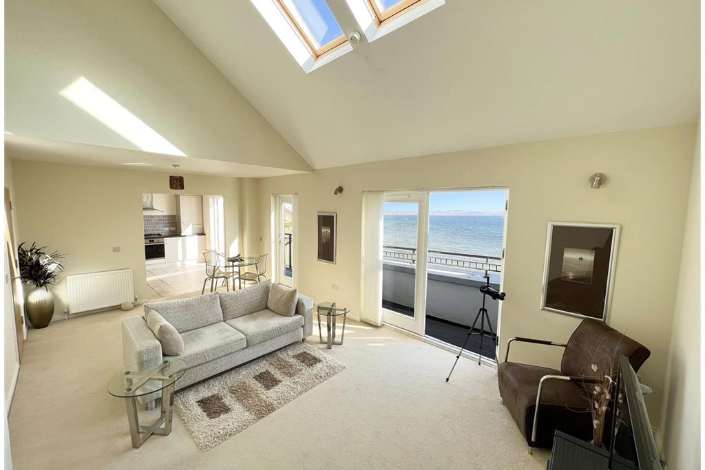 Maisonette for sale in Dunoon, West Scotland