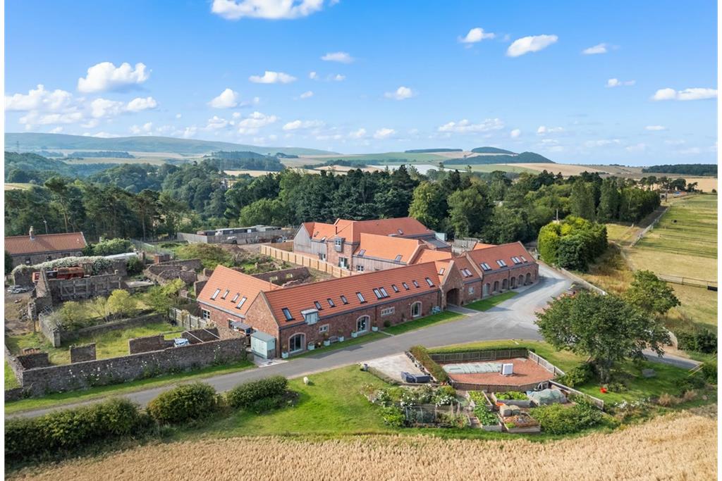 3 Little Spott Steading, Dunbar, EH42 1XY