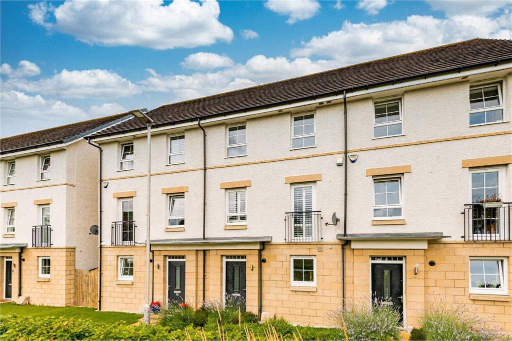 Townhouse for sale in Edinburgh