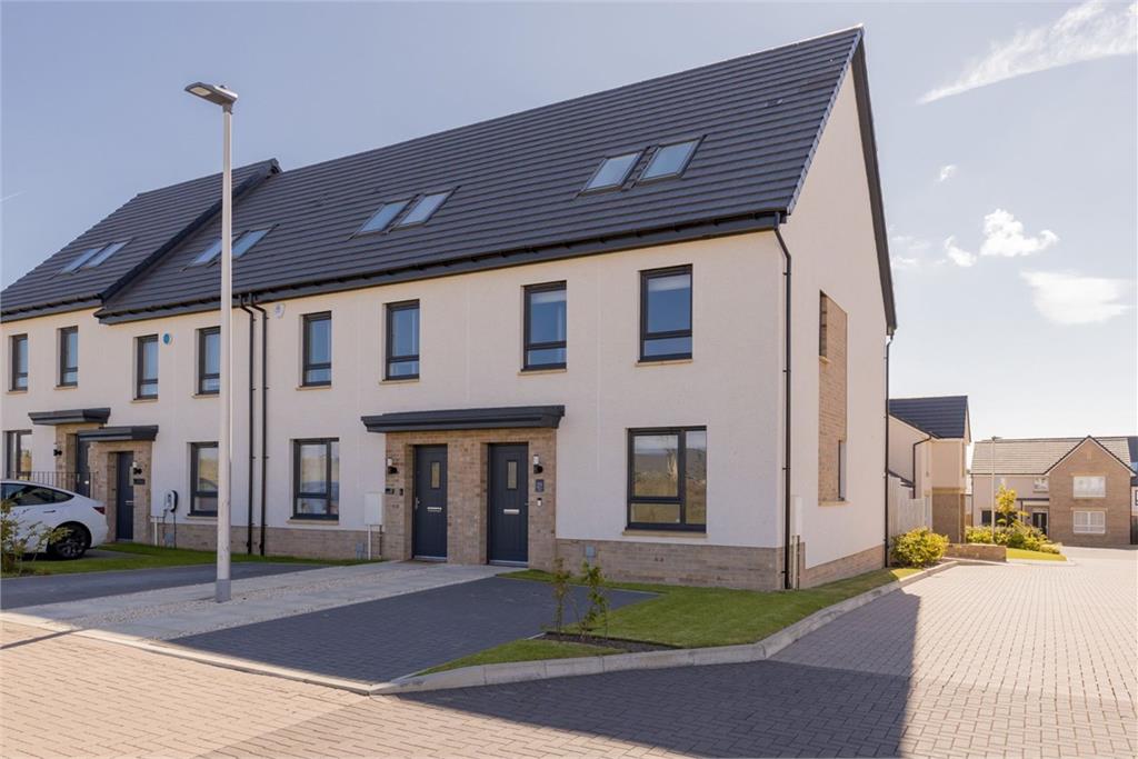 Townhouse for sale in Edinburgh