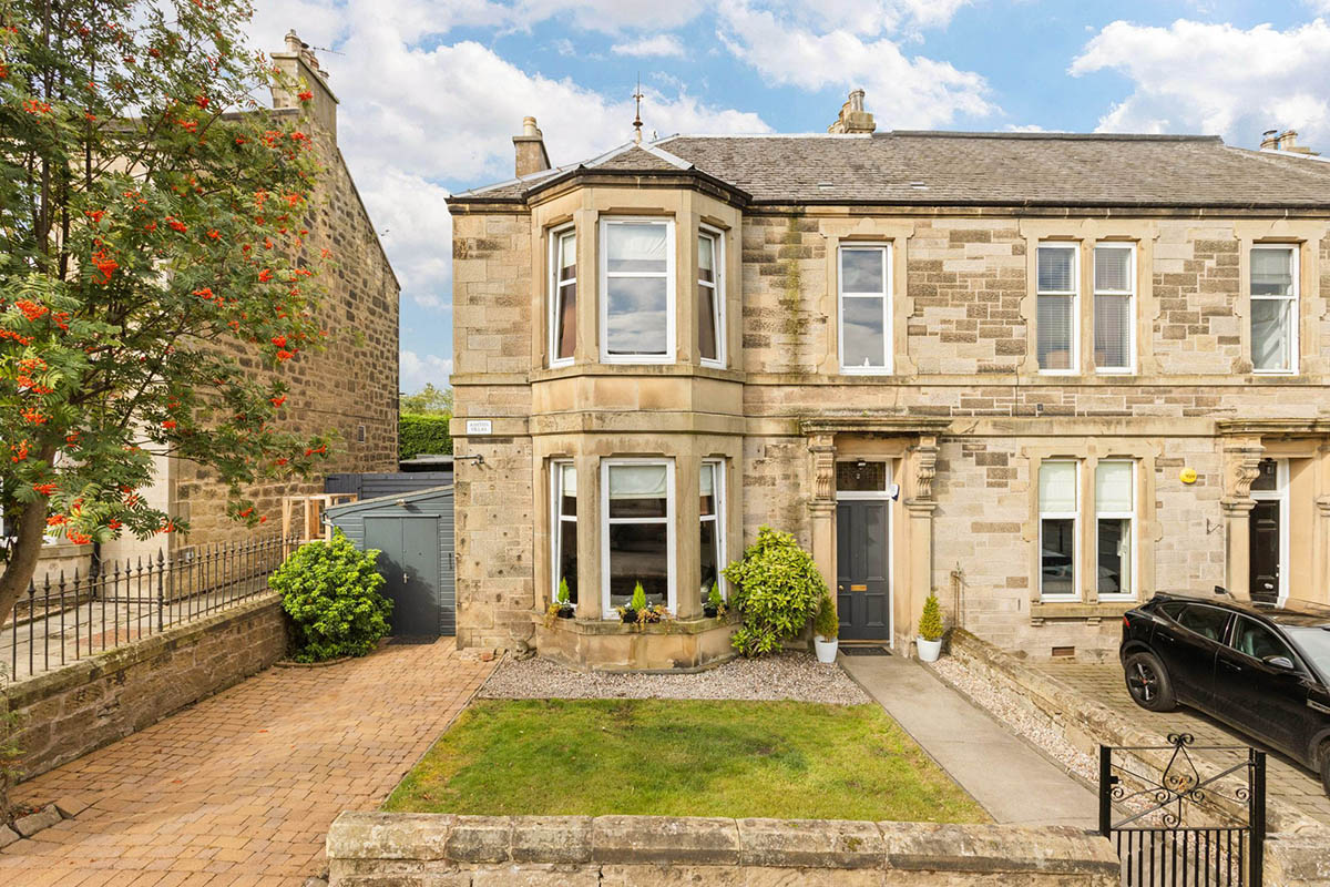 2 Ashton Villas, Joppa, EH15 2QP