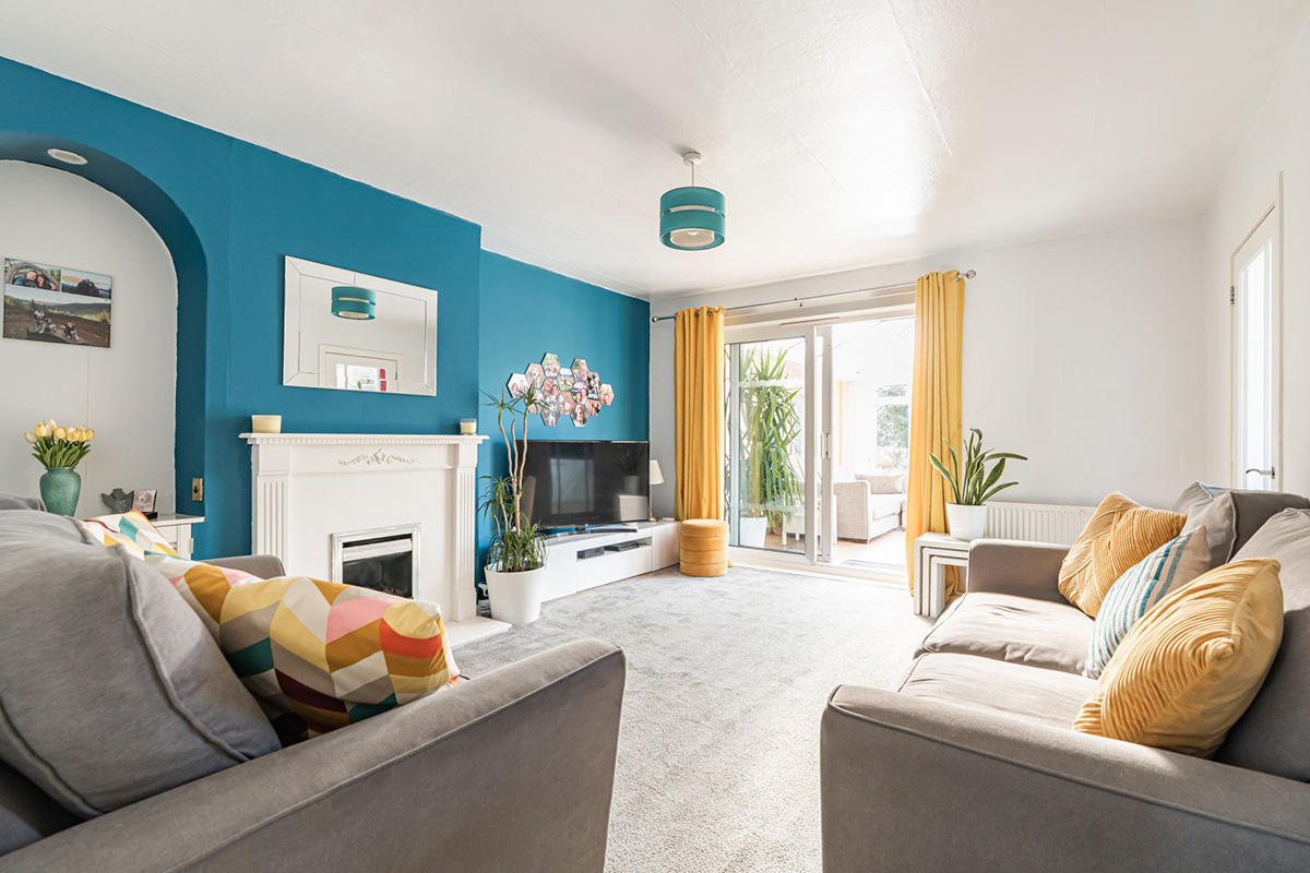 219 Drum Brae Drive, Edinburgh, EH4 7SW