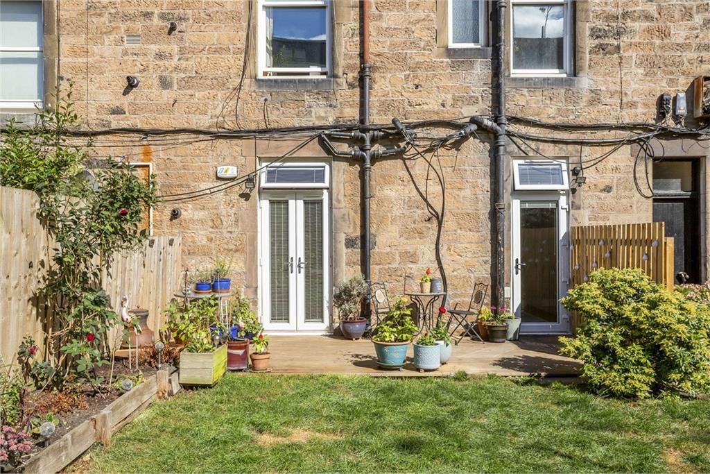 Garden flat for sale in Slateford