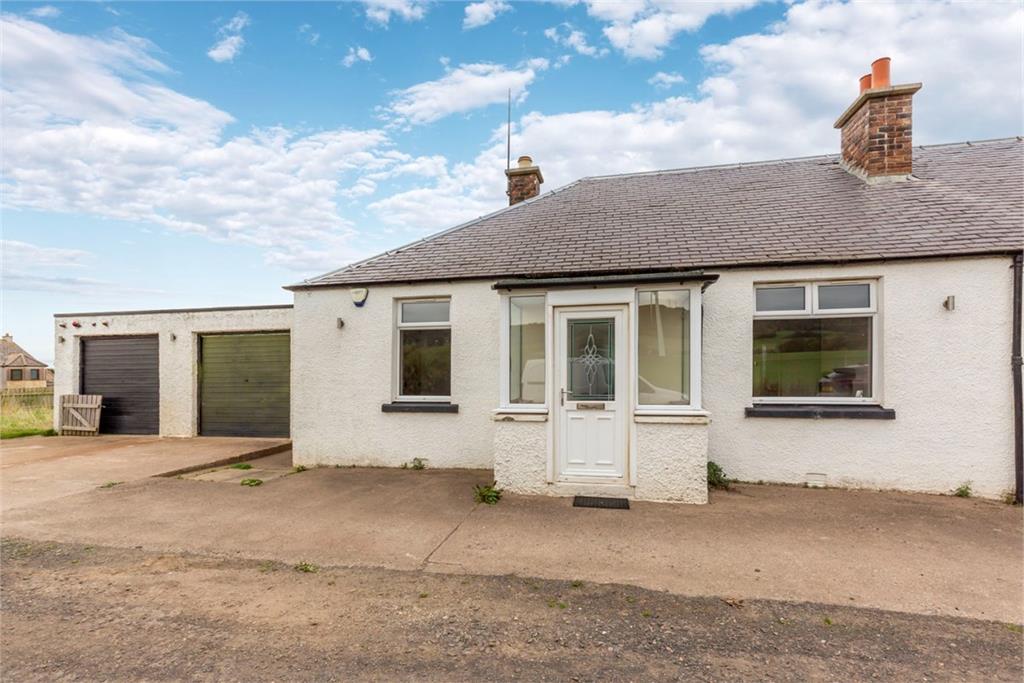2 bed cottage for sale in Newburgh