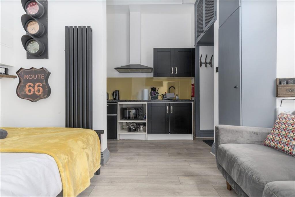 13 West Newington Place, Edinburgh, EH9 1QU