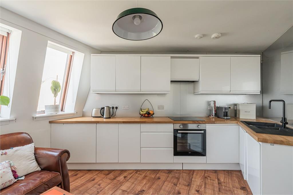 Edinburgh Top Floor Flat