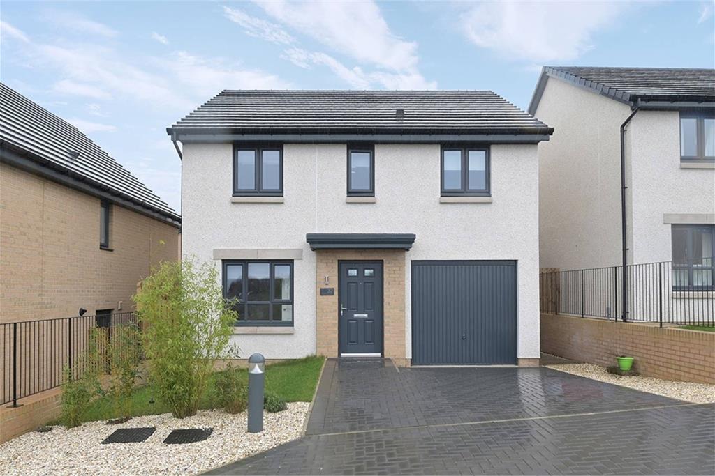 32 Brocken Brigg Parkway, Gilmerton, EH17 8NT