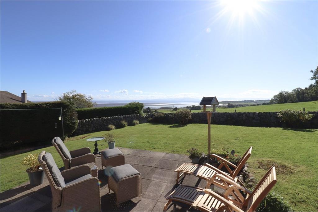 House with a big garden for sale in Dumfries & Galloway