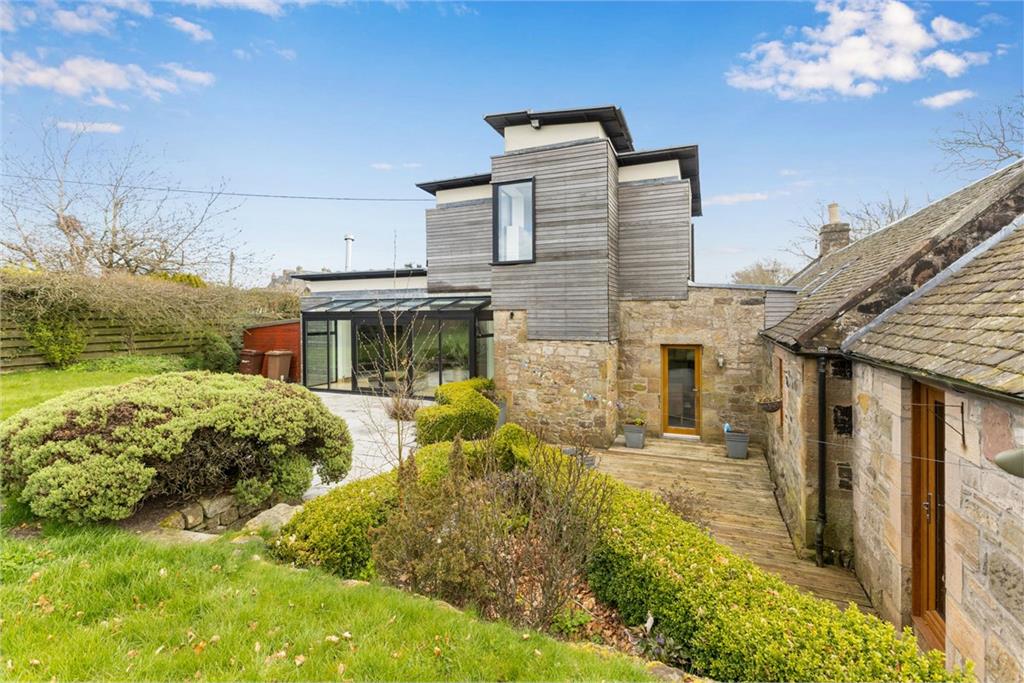 House with a big garden for sale in West Lothian