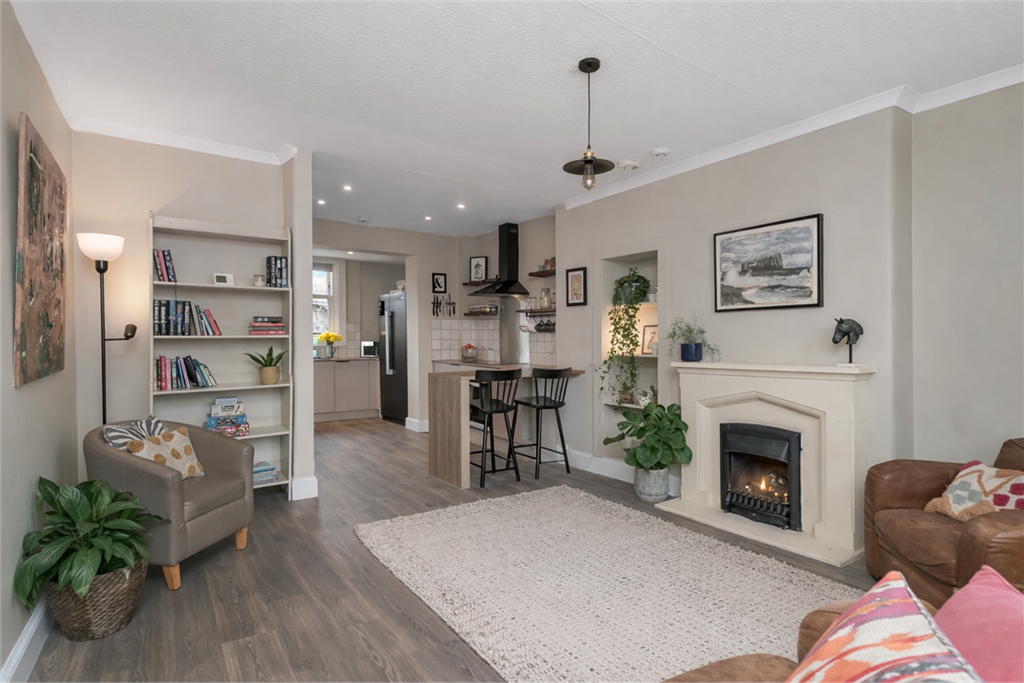 A charming cottage in peaceful Ormiston