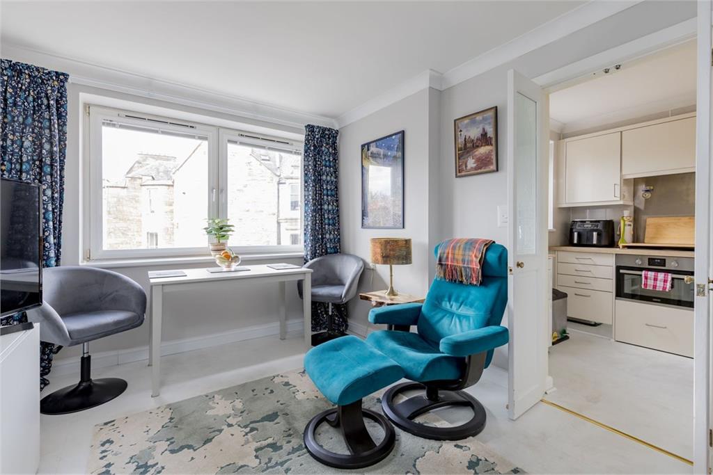 2/38 Homeroyal House, Chalmers Crescent, EH9 1TP