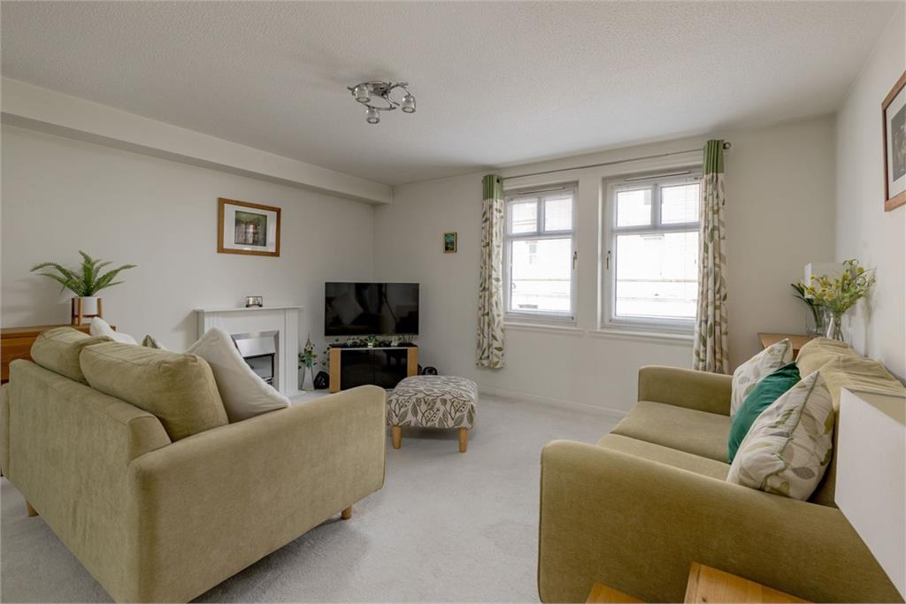 4/3 Stewart Terrace, Edinburgh, EH11 1UY