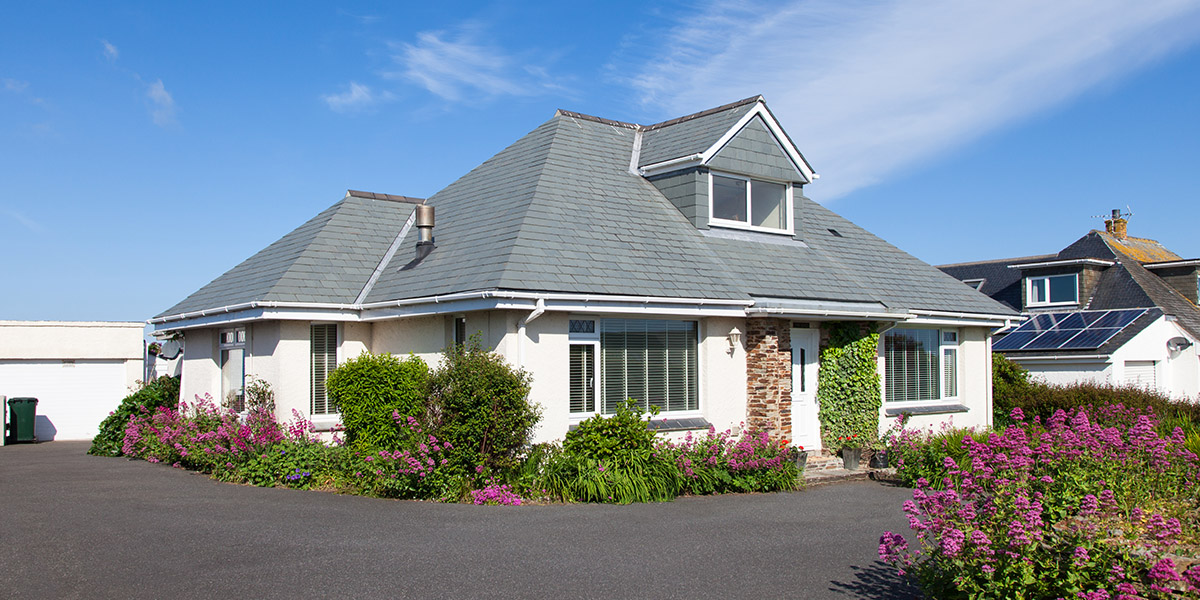 House for sale in summer