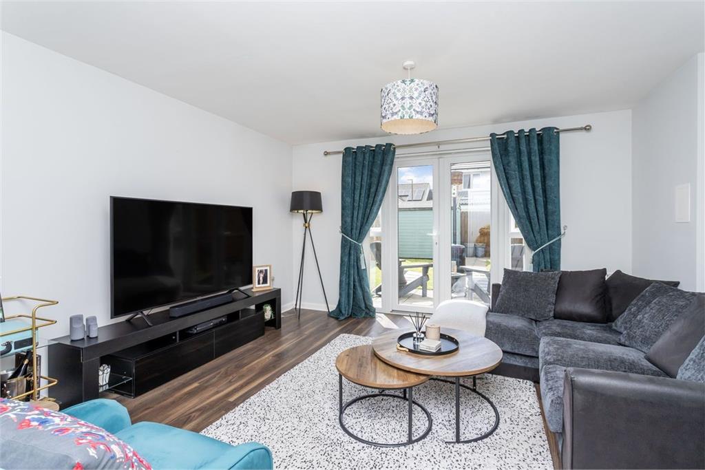 70 Russell Drive, Bathgate, West Lothian, EH48 2GG
