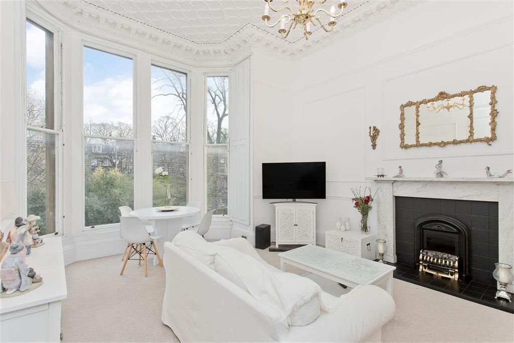 9 1F Buckingham Terrace, West End, Edinburgh EH4 3AA