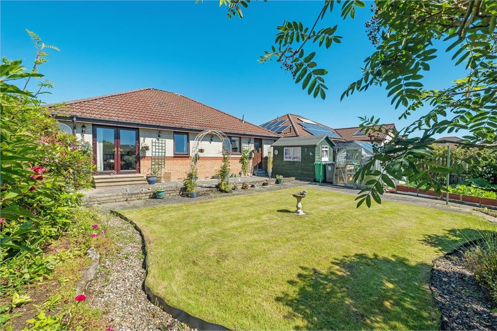 7 Nagle Road, Kingseat, Dunfermline, KY12 0UN