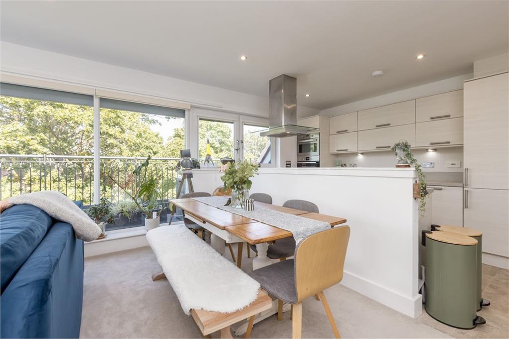 Penthouse flat for sale