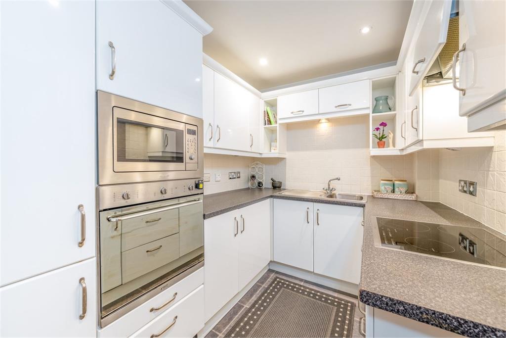 Penthouse flat for sale