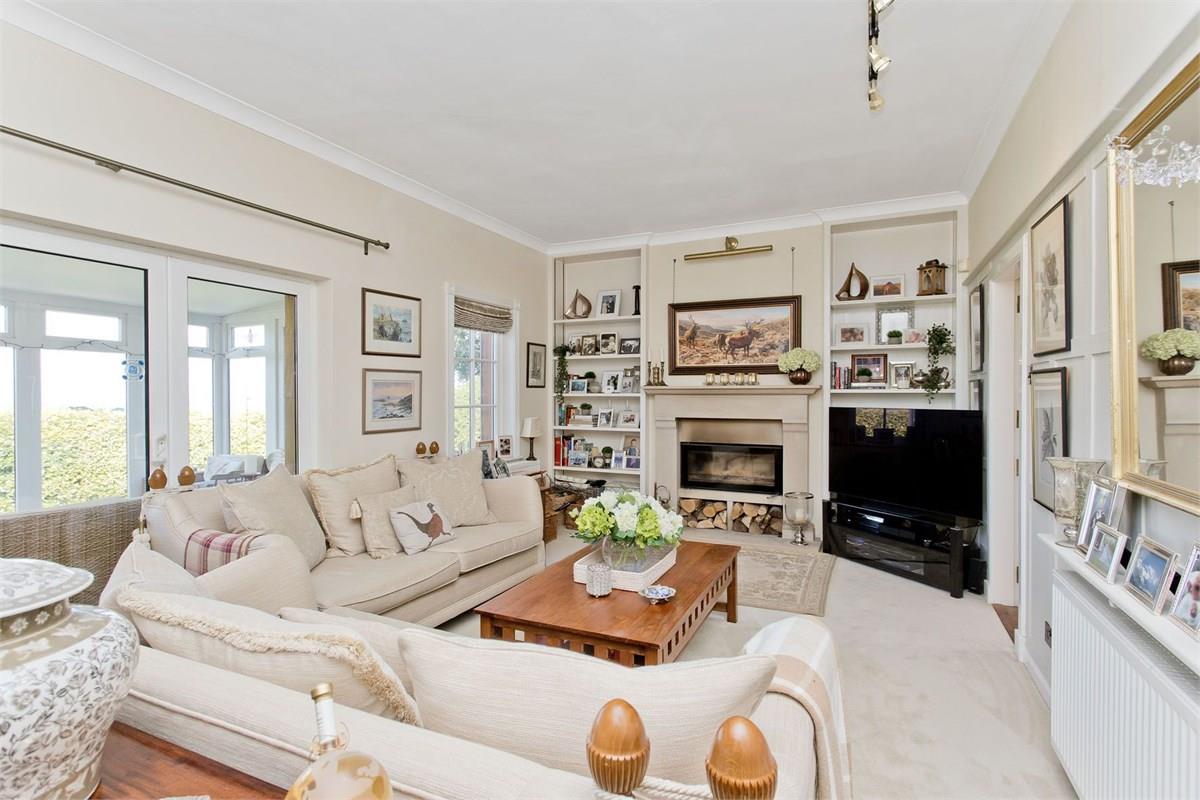 Sea Breezes, Heugh Brae, North Berwick, East Lothian, EH39 5NW