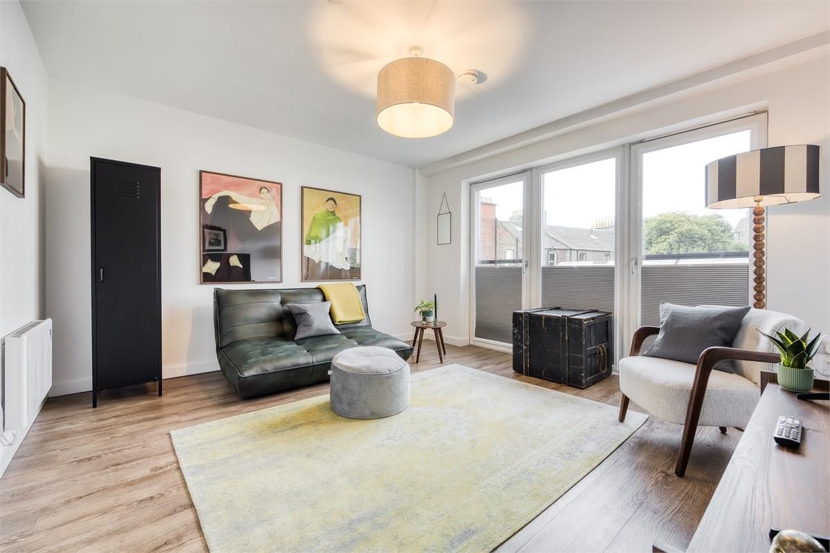 Flat 6, 6 Couper Street, Edinburgh, EH6 6HH