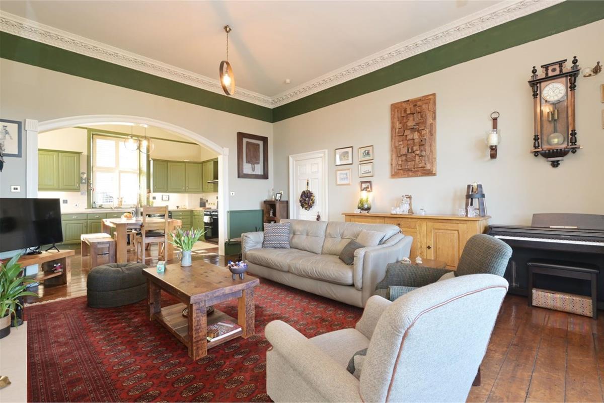 38 Bellfield Street, Edinburgh, EH15 2BP