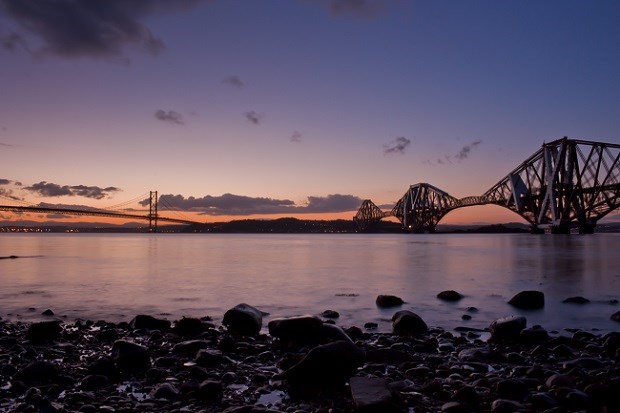 forth bridge at dusk